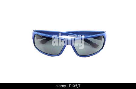 Lunettes bleu gros plan isolé sur fond blanc. Banque D'Images