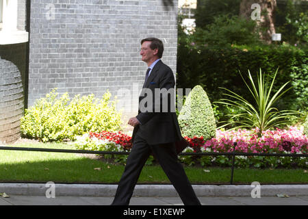 Westminster, London, UK 10 juin 2014. Le procureur général Dominic Grieve QC MP arrive à Downing Street pour la réunion hebdomadaire du cabinet le Crédit : amer ghazzal/Alamy Live News Banque D'Images