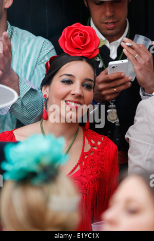 Spanish woman wearing costume flamenco tzigane Banque D'Images