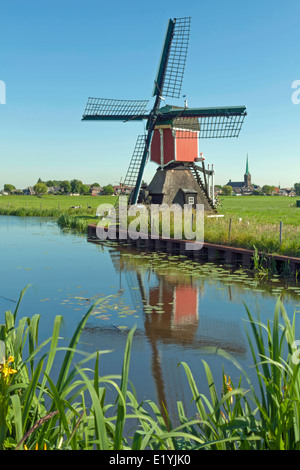 Grosmolen, un moulin ou post creux en néerlandais appelé ''wipmolen'', situé dans la région de Hoogmade, Hollande méridionale, Pays-Bas. Banque D'Images