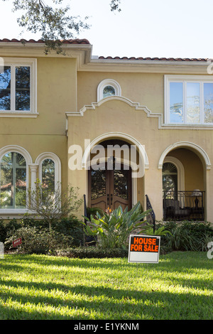 Style Renaissance espagnol Maison de luxe à vendre, FL, USA Banque D'Images