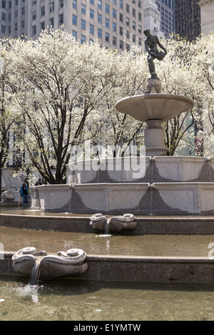 Fontaine de Pulitzer, Grand Army Plaza, New York, USA Banque D'Images