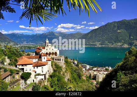 Église de pèlerinage Madonna del Sasso à Lago Maggiore, Lac Majeur, Locarno, Tessin, Suisse Banque D'Images