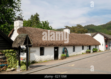 Glencoe and North Lorn Folk Museum dans ancienne chaumière bâtiment traditionnel en village-rue dans les Highlands écossais. Glencoe Highland Ecosse Royaume-Uni Grande-Bretagne Banque D'Images