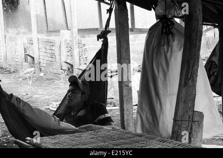 Le Delta du Mékong est un paysage aquatique de champs verts et des villages endormis, ses habitants chaleureux et accueillants pour les touristes. Banque D'Images