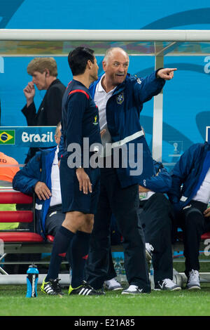 Sao Paulo, Brésil. 12 Juin, 2014. Luiz Felipe Scolari (BRA) entraîneur-chef du Brésil Luiz Felipe Scolari fait valoir à la 4ème au cours de l'officiel de la Coupe du Monde de la FIFA, Brésil 2014 match du groupe A entre le Brésil 3-1 la Croatie à l'Arène de Sao Paulo à Sao Paulo, Brésil . Credit : Maurizio Borsari/AFLO/Alamy Live News Banque D'Images