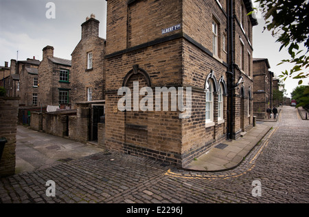 Saltaire Village modèle près de Shipley, une plus grande Bradford, West Yorkshire, Angleterre, Royaume-Uni. Juin 2014 Banque D'Images