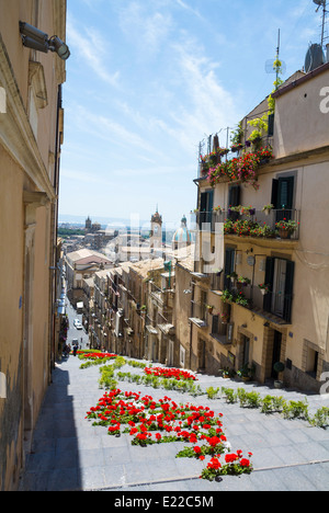 Caltagirone, Catane, Sicile, Italie, escalier de Santa Maria del Monte (en italien, Scalinata di Santa Maria del Monte) Banque D'Images