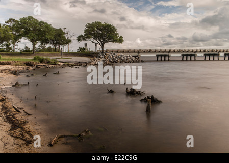 Manns Harbor Bridge et Wier Point, The Grove - 2 Banque D'Images