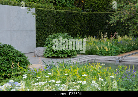 Le Jardin Laurent-Perrier conçues par Luciano Giubbilei à RHS Chelsea Flower Show 2014. Banque D'Images