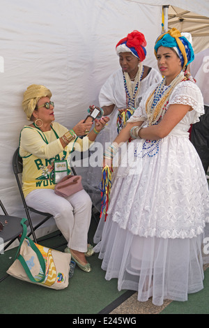 Les coulisses de la fête du Brésil à Trafalgar Square, Londres. Banque D'Images