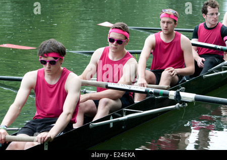 Cambridge peut bosses, Churchill College men's 8 Banque D'Images