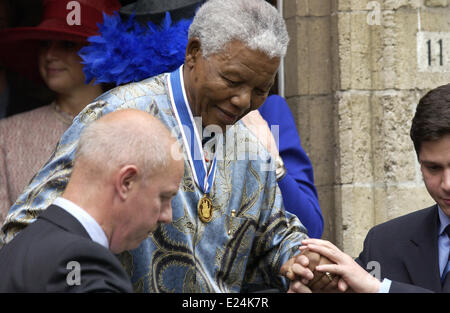 Nelson Mandela à quatre Freedom Awards à Middelburg. Middelburg, Pays-Bas - 08.06.2002 Wh Banque D'Images