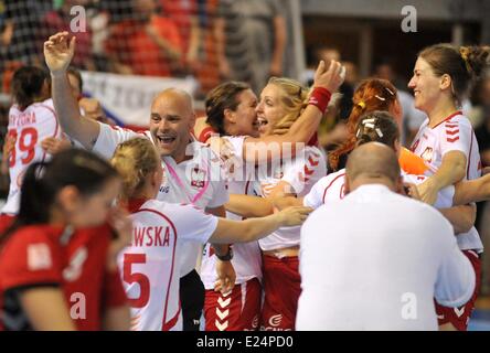 Brno, République tchèque. 14 Juin, 2014. Sur la photo lors de la Coupe du monde femmes handball match de qualification contre la Pologne République Tchèque à Brno, République tchèque le 14 juin 2014. Photo : CTK/Alamy Live News Banque D'Images