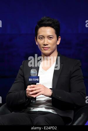 Ji Sung, Jun 12, 2014 : l'acteur sud-coréen Ji Sung assiste à un événement promotionnel pour son nouveau film, bons amis, à Séoul, en Corée du Sud. © Lee Jae-Won/AFLO/Alamy Live News Banque D'Images