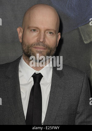 World War Z' première mondiale au cinéma UGC - Arrivées avec : Marc Forster Où : Paris, France Quand : 03 juin 2013 ENN Banque D'Images