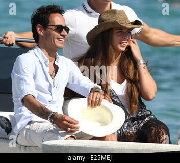 Des stars au Club 55 à St Tropez avec : Chloe Green,Marc Anthony Où : St Tropez, France Quand : 06 Jul 2013 ENN Banque D'Images