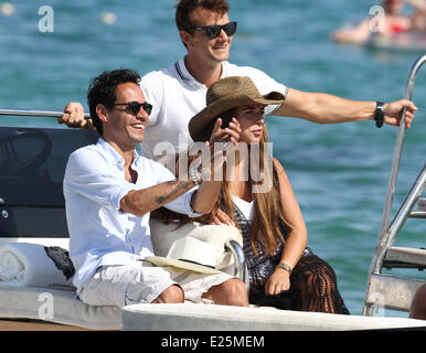 Des stars au Club 55 à St Tropez avec : Chloe Green,Marc Anthony Où : St Tropez, France Quand : 06 Jul 2013 ENN Banque D'Images