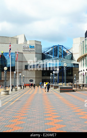 L'entrée principale de l'International Convention Centre, Centenary Square, Birmingham, Angleterre, Royaume-Uni, Europe de l'Ouest. Banque D'Images