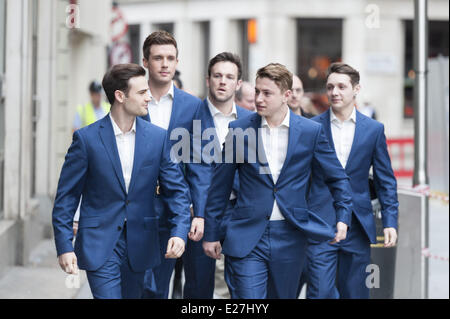 Londres, Royaume-Uni. 16 Juin, 2014. Plusieurs stars et célébrités sont arrivés à la projection de gala de la version grand écran de Jersey Boys à l'odéon West End, Leicester Square, Londres. Le film, réalisé par Clint Eastwood, est publié à l'échelle nationale pour le Royaume-Uni le 20 juin 2014. Photo : © Lee Thomas/ZUMA/ZUMAPRESS.com/Alamy fil Live News Banque D'Images