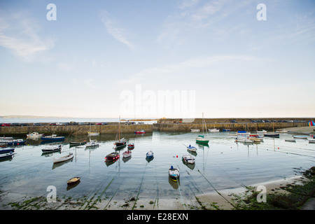 Le port de Mousehole, Cornwall, Angleterre. Banque D'Images