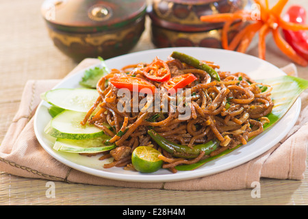 Mee goreng mamak, cuisine populaire en Malaisie Banque D'Images