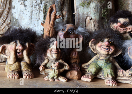 Norwegian trolls de souvenirs en vente dans une boutique de cadeaux, Norvège, Europe Banque D'Images