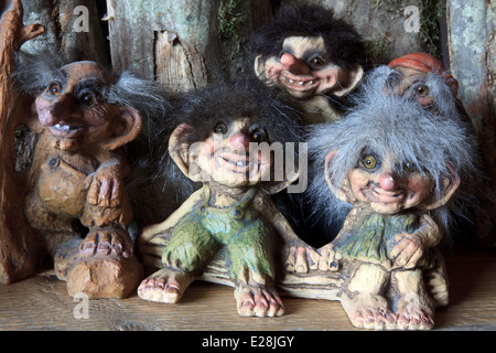 Norwegian trolls de souvenirs en vente dans une boutique de cadeaux, Norvège, Europe Banque D'Images