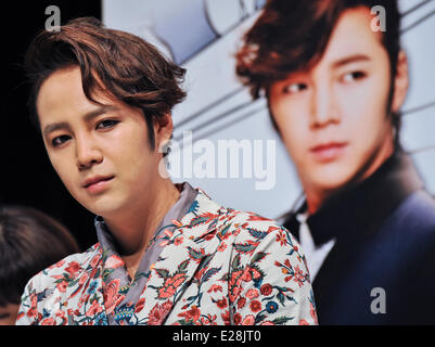 Jang Keun-Suk, Jun 13, 2014 : l'acteur coréen Jang Keun-suk assiste à une conférence de presse télévisée pour 'bel homme' à Tokyo, Japon, le 13 juin 2014. Banque D'Images