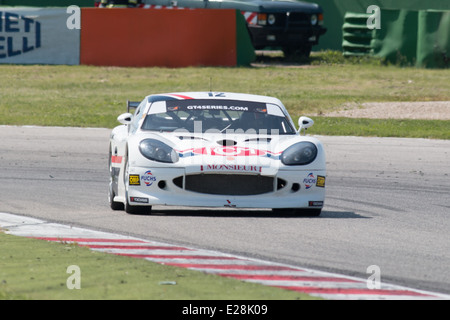 Ginetta G50 un pro de la race, de l'équipe entraînée par Claudio GIUDICE (ITA), le GT4 European Series Banque D'Images