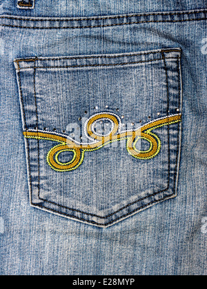 GOMEL, BÉLARUS - 3 mai 2014 : l'Stenmen denim jeans. Stenmen est une marque déposée de la société turque 95 AIVMA SRL. Banque D'Images