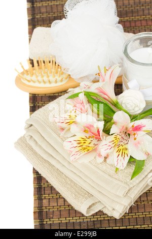 L'établissement spa avec des fleurs coupées Banque D'Images