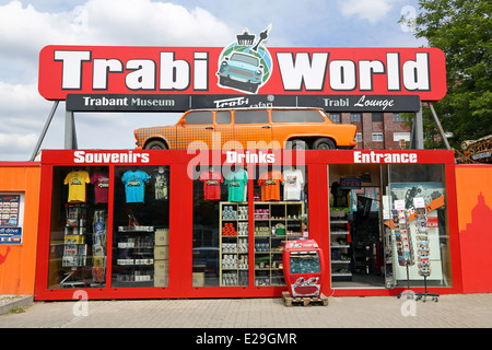 Monde Trabi Trabant car museum et safari à Berlin, Allemagne Banque D'Images