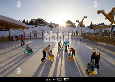 France, Haute Savoie, Avoriaz, la patinoire Banque D'Images