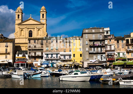 France, Haute Corse, Bastia, le vieux port et St Jean Baptiste Banque D'Images