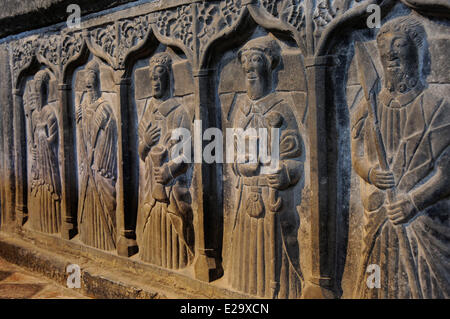 L'Irlande, comté de Kilkenny, Kilkenny, la Cathédrale St Canice, tombe médiévale Banque D'Images