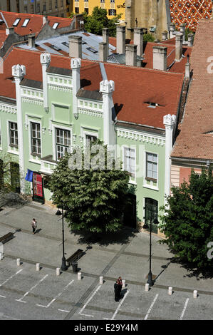 La Roumanie, la Transylvanie, Carpates, Sibiu, la vieille ville, la place Piata Mica Banque D'Images