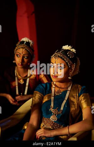 L'Inde, l'Etat du Tamil Nadu, Mahabalipuram (Mamallapuram), festival de danse traditionnelle indienne, danseuse indienne femme Banque D'Images