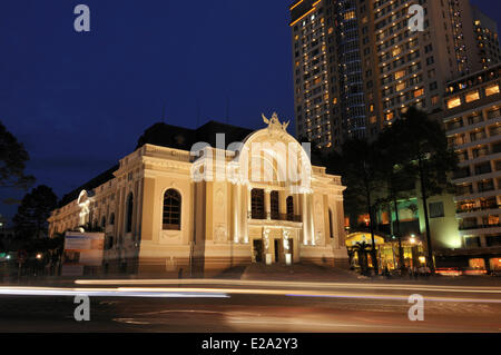 Vietnam, Saigon (Ho Chi Minh Ville), district 1, de l'opéra ou théâtre de la ville, construite en 1900 par les français, inspiré par le Petit Banque D'Images