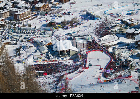 France, Savoie, Val d'Isère, route du critère, la Coupe du monde test super combiné homme sur la face olympique de Bellevarde (2827 Banque D'Images