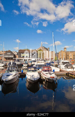 United Kingdown, Londres, la ville, St Katharine Docks marina Banque D'Images