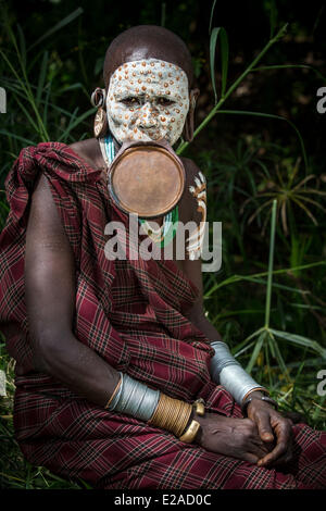 Suri est le nom d'une tribu sédentaire dans le sud-ouest de l'Éthiopie. Banque D'Images