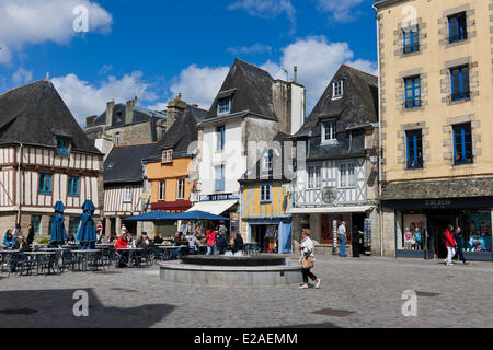 La France, Finistère, Quimper, maisons médiévales sur la place Terre au Duc Banque D'Images