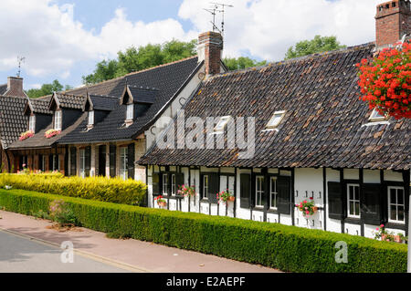 France, Nord, Terdeghem, rue typique et maisons flamandes Banque D'Images