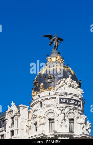 Espagne, Madrid, au coin de Calle Alcala et Gran Via, Edificio Metropolis conçu par les architectes français Jules et Raymond Fevrier Banque D'Images