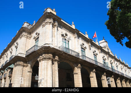 Cuba, Ciudad de La Habana Province, La Havane, La Habana Vieja, quartier classé au Patrimoine Mondial par l'UNESCO, façade de l'hôtel Palacio de Banque D'Images