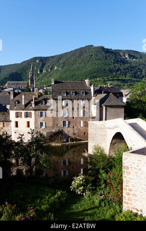 La France, la Lozère, Mende, le pont médiéval de Notre Dame du 12ème siècle, la Vallée du Lot Banque D'Images