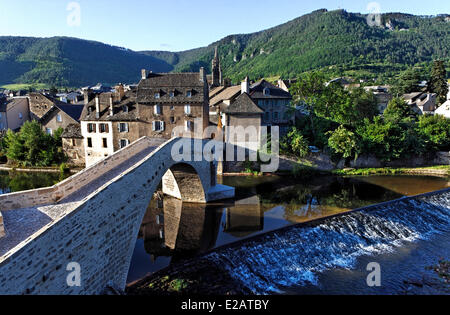 La France, la Lozère, Mende, le pont médiéval de Notre Dame du 12ème siècle, la Vallée du Lot Banque D'Images