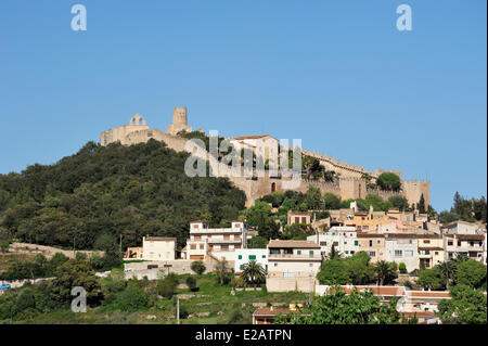 L'Espagne, Îles Baléares, Mallorca, Capdepera, château en haut de la colline Banque D'Images