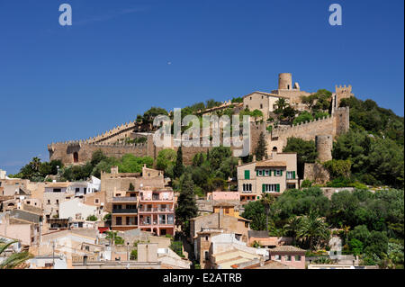 L'Espagne, Îles Baléares, Mallorca, Capdepera, château en haut de la colline Banque D'Images